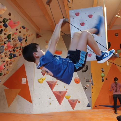 Klettern in der Boulderhalle